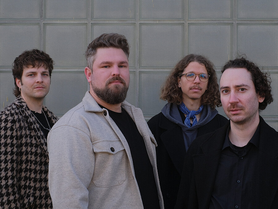 THE GARDENER & THE TREE