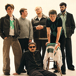 Press_Shot__MADRA_SALACH__c__Emily_Lipson_01_Kopie.jpg