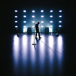 Main_Press_Shot_Expanded__1x1__Kopie.jpg