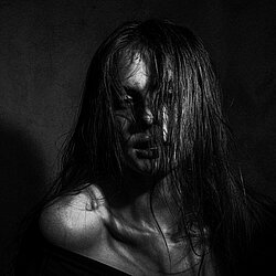 Pressefoto_SOFIA_ISELLA__c__Jasper_Graham_00002.jpg