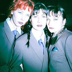 Photo1_My_Ugly_Clementine_Credit_Mala_Kolumna.jpg